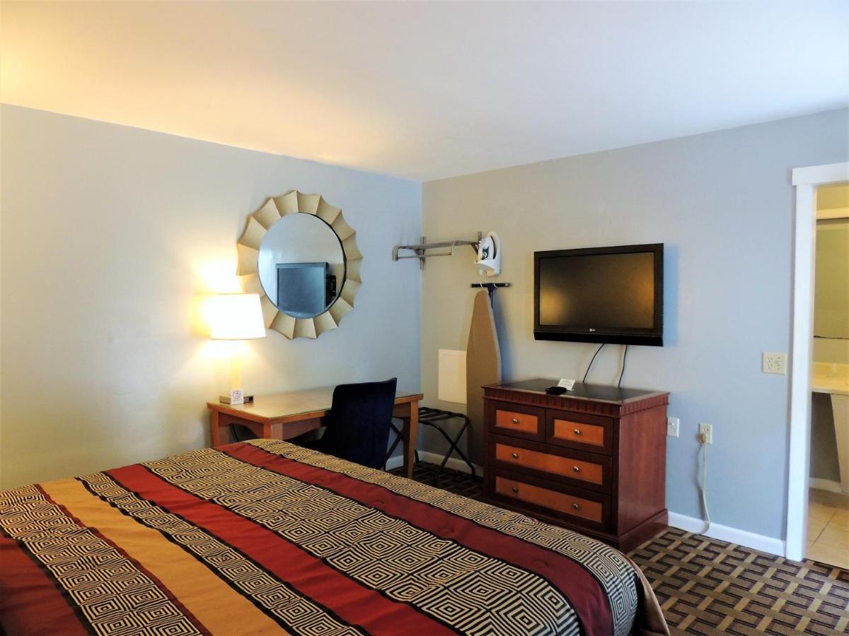 Windsor Motel Groton Extérieur photo